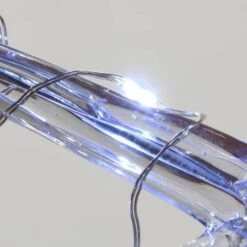 LED Ice Crystal Snowflakes Set 6 LED Ice Crystal Snowflakes Set -Northlight Shop D252590S 2