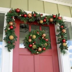 Village Lighting 24" Christmas Classic Wreath -Northlight Shop D403204S 2