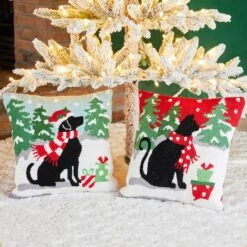 Glitzhome® Hooked Christmas Dog & Cat Throw Pillow Set -Northlight Shop D479539S 2