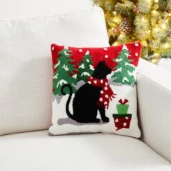 Glitzhome® Hooked Christmas Cat Throw Pillow -Northlight Shop D479540S 3