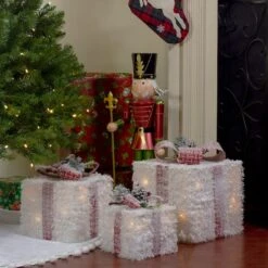 Northlight LED Frosted Rattan Christmas Gift Boxes With Pinecones Set 6 Northlight LED Frosted Rattan Christmas Gift Boxes With Pinecones Set -Northlight Shop D491561S 2