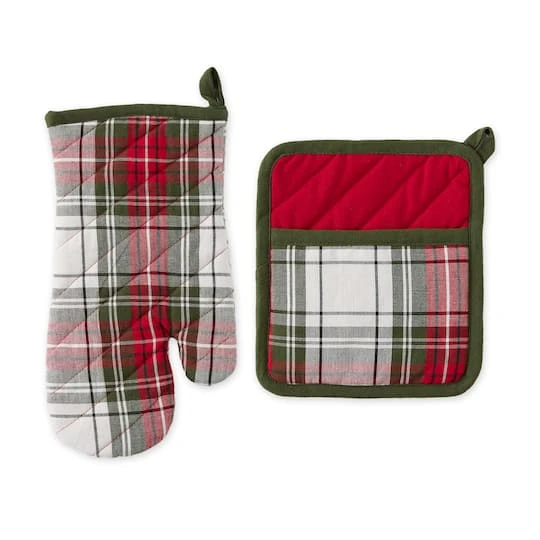 DII® Christmas Plaid Oven Mitt & Potholder Set 1 DII® Christmas Plaid Oven Mitt & Potholder Set