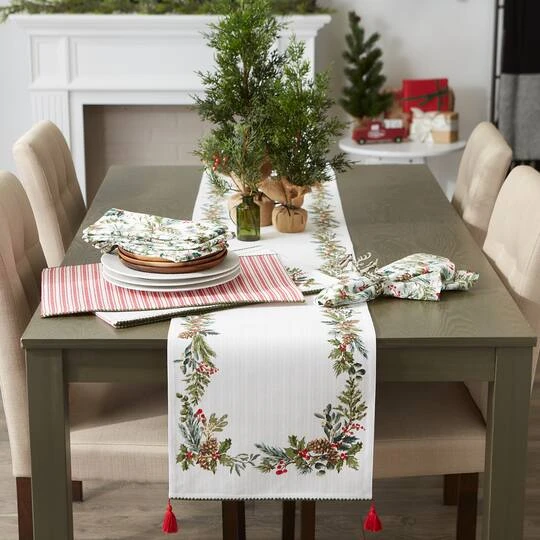 DII® Heritage Holiday Sprigs Printed Napkin Set, 4ct. 5 DII® Heritage Holiday Sprigs Printed Napkin Set, 4ct. - Image 5