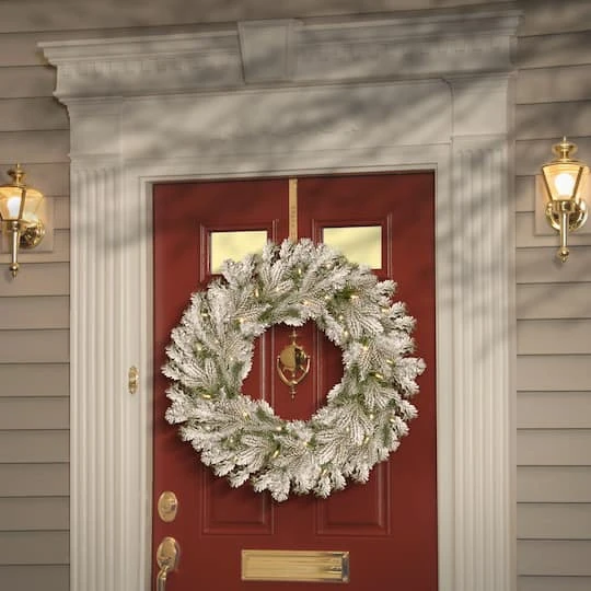 30" LED Snowy Sheffield Spruce Wreath 3 30" LED Snowy Sheffield Spruce Wreath - Image 3